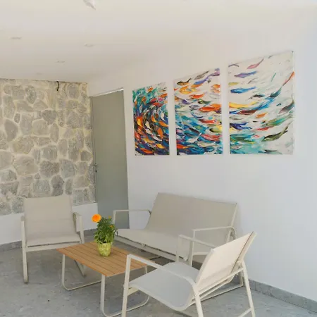 Nereus House Apartamento Kávos