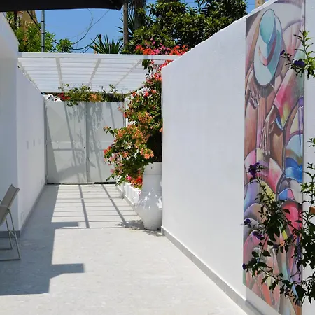 Nereus House Apartamento *